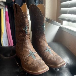 Woman’s cowgirl boots